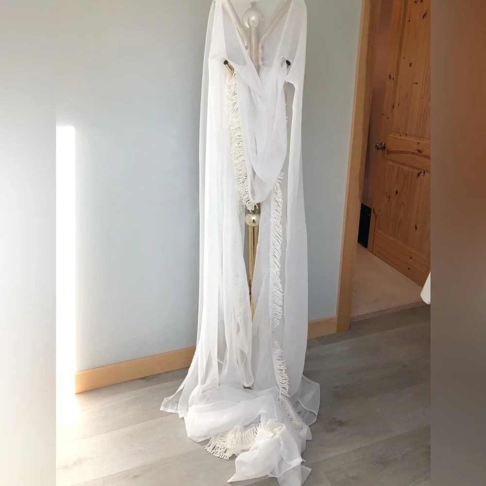 NWT Croscill Sheer White Scarf Valance With Fringe